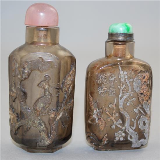 Two Chinese cameo quartz snuff bottles, 1800-1870, Richards no.s 266 and 480